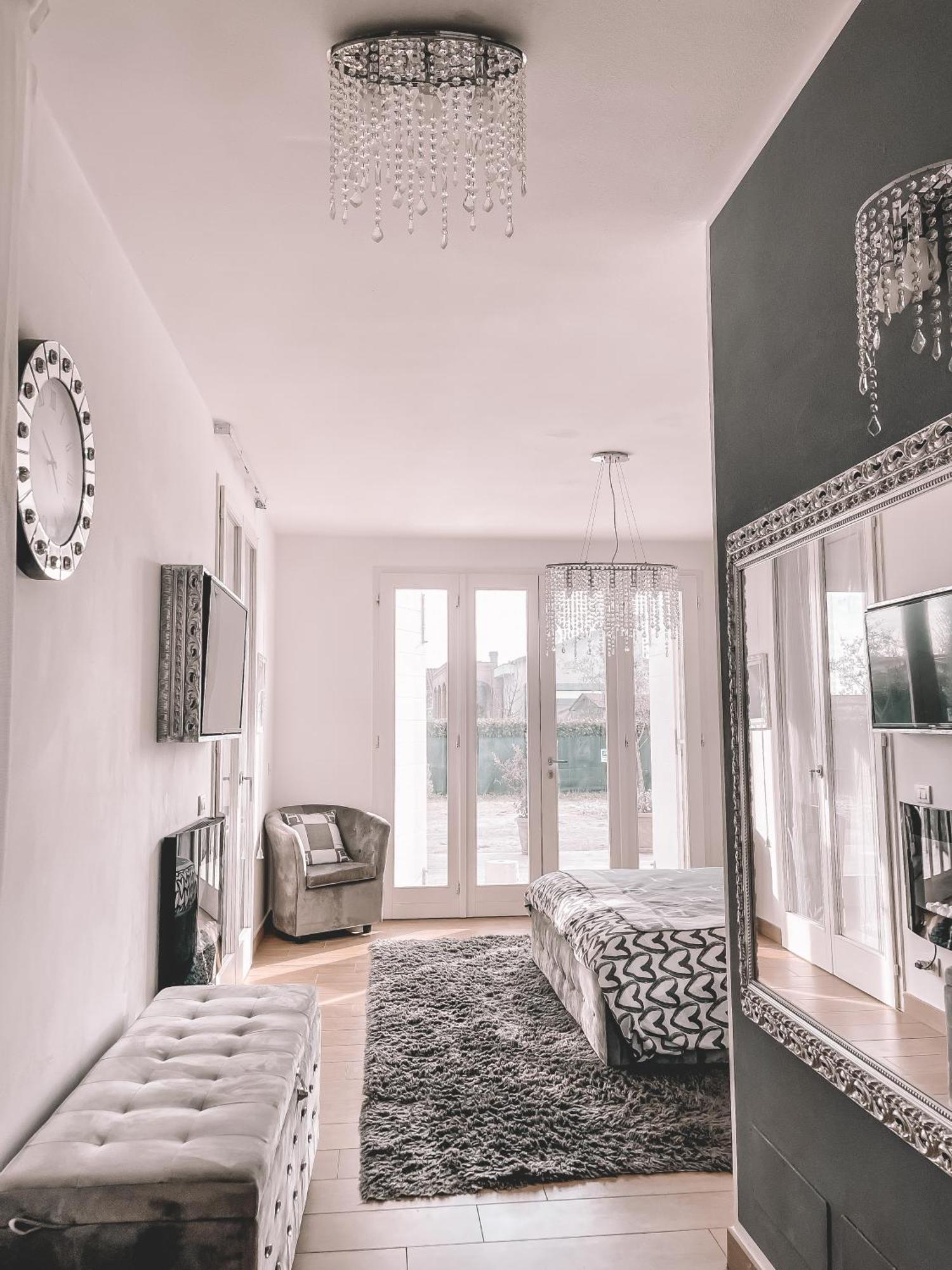 Forni Apartment